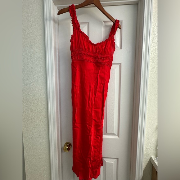 ASTR the Label Red Enola Satin Smocked Midi Dress - Picture 2 of 4
